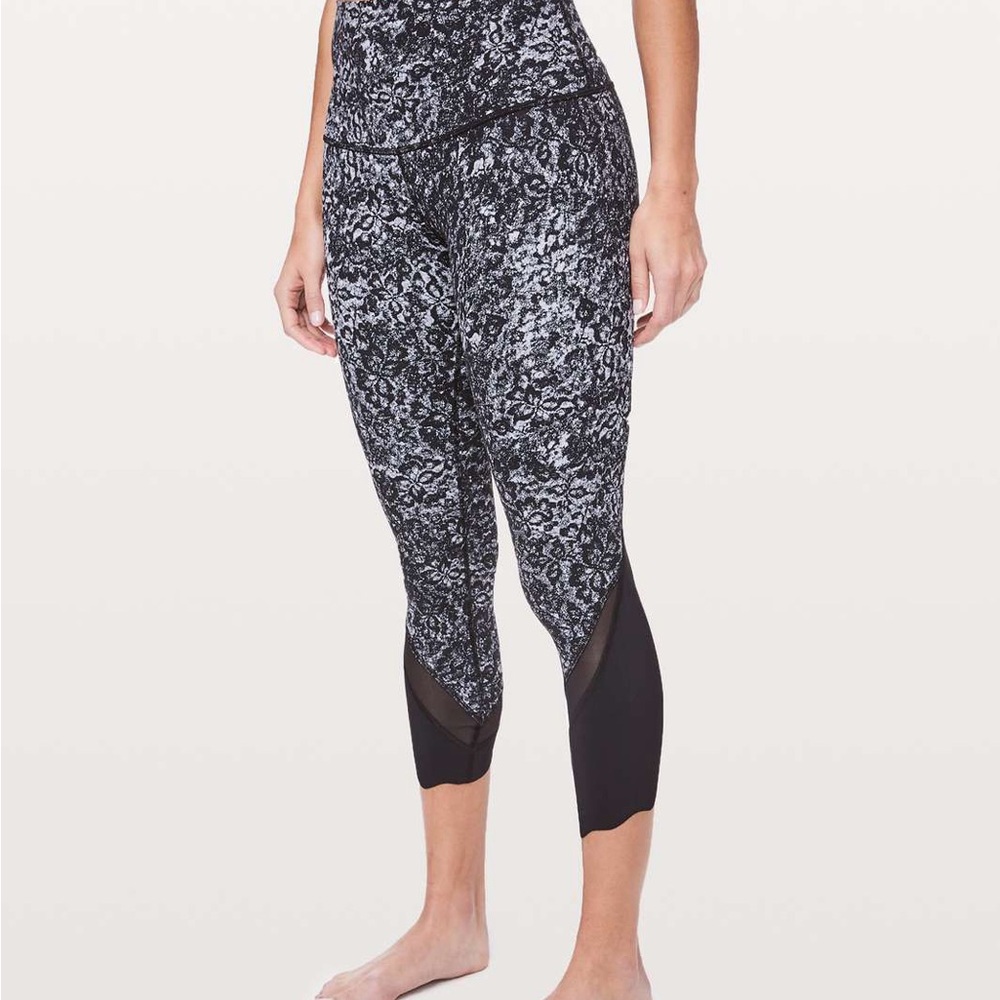 Lululemon Black and Gray Patterned Leggings